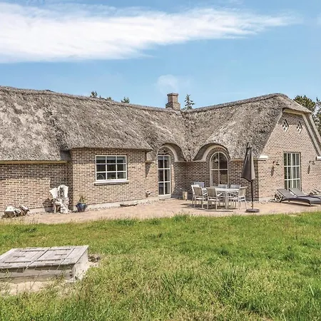 Holiday home Stunning In W/ Sauna And 4 Bedrooms *