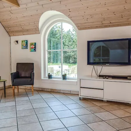 Stunning In W/ Sauna And 4 Bedrooms * Blavand