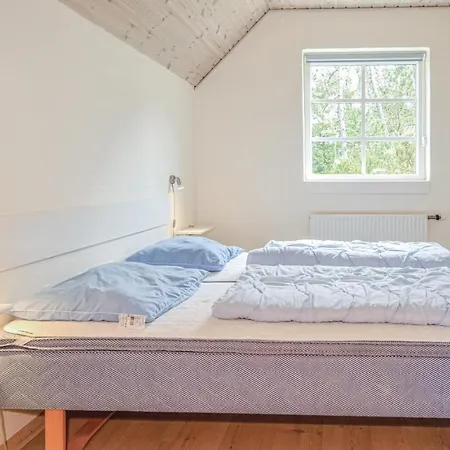 Stunning In W/ Sauna And 4 Bedrooms Holiday home