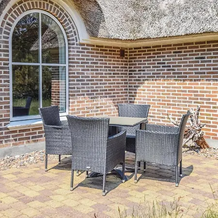 Stunning In W/ Sauna And 4 Bedrooms Holiday home *